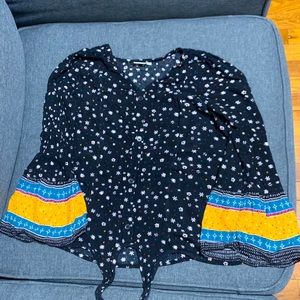 Girls size L ( 10/12) Mudd long sleeve tee